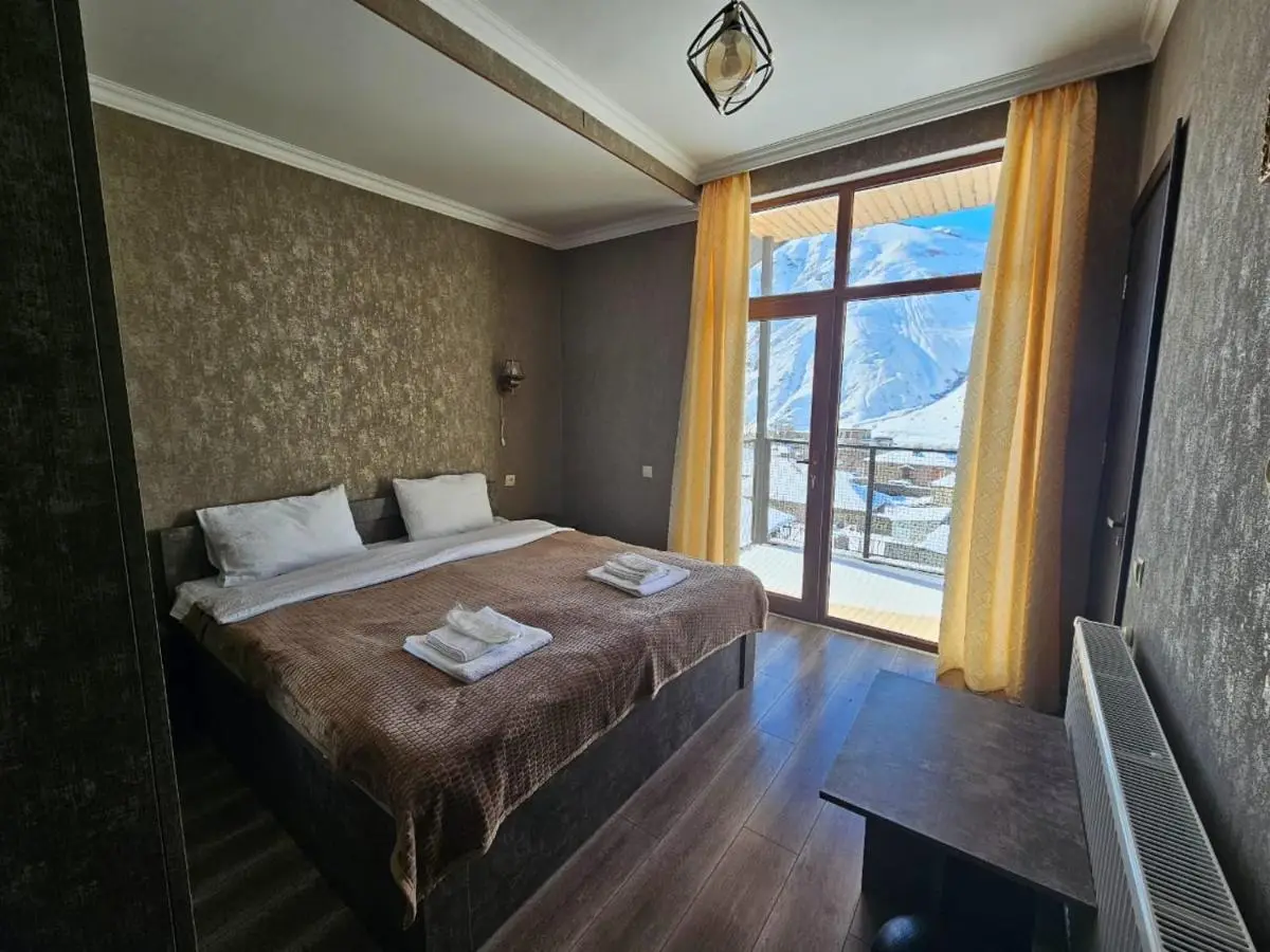 DISCOVER KAZBEGi HOTEL