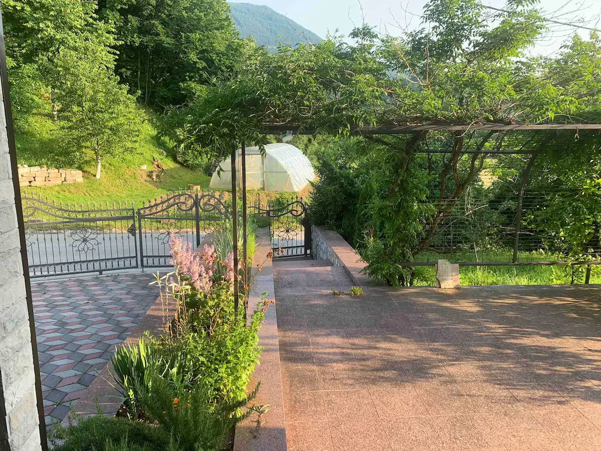 Sarajevo Villa: Garden, Kids’ Pool, Calm Area
