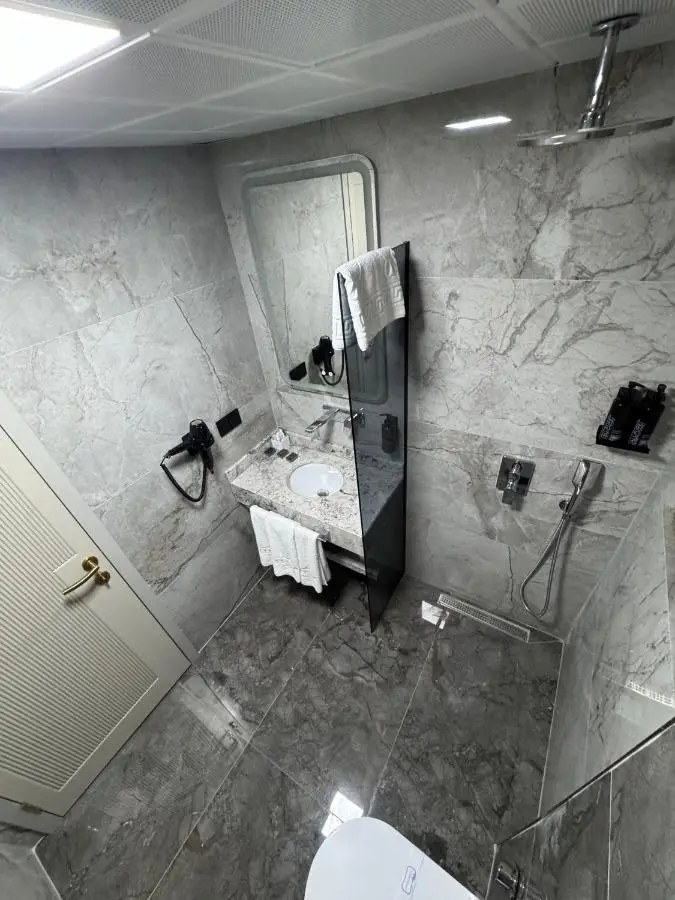 Elysia Plus Hotel