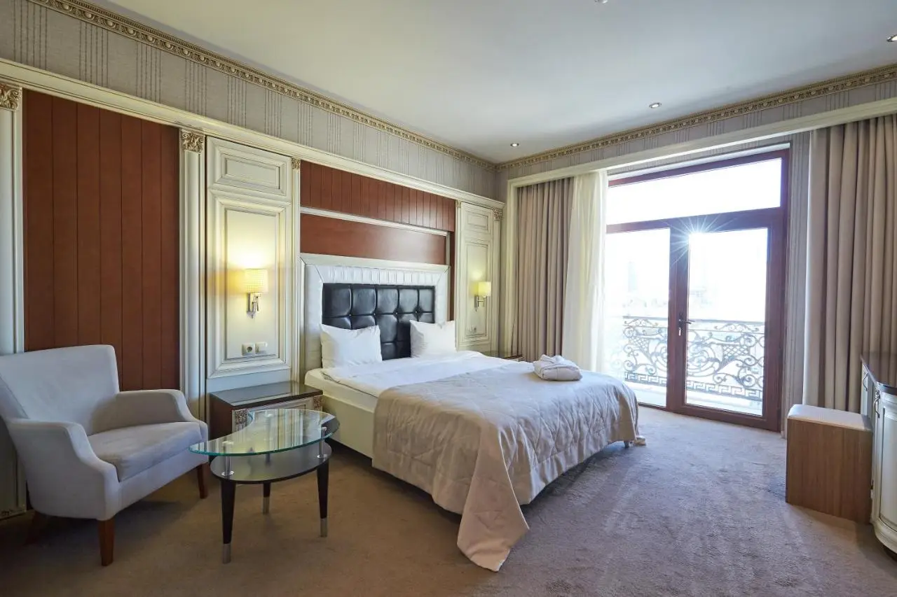 Boulevard Side Baku