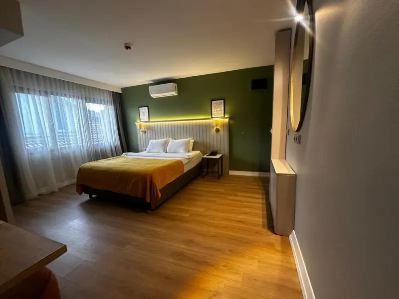 OTTO X Hotel