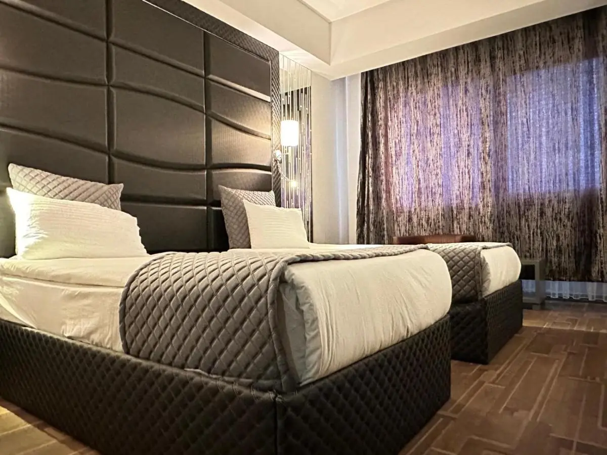 City One Hotel