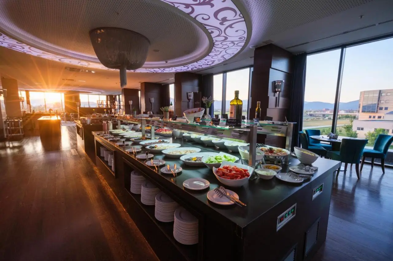 Malak Regency Hotel
