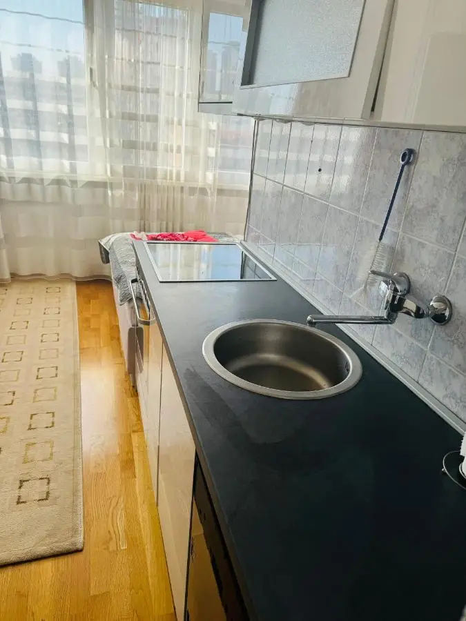 Linden Alley Retreat Sarajevo with free parking