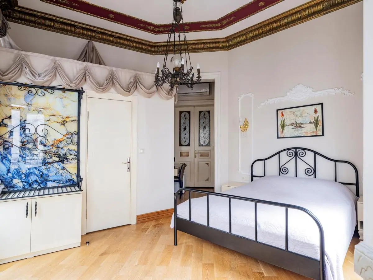 Ragip Pasha Apartments