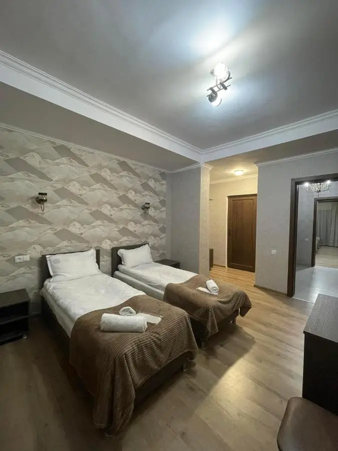 Hotel Shina