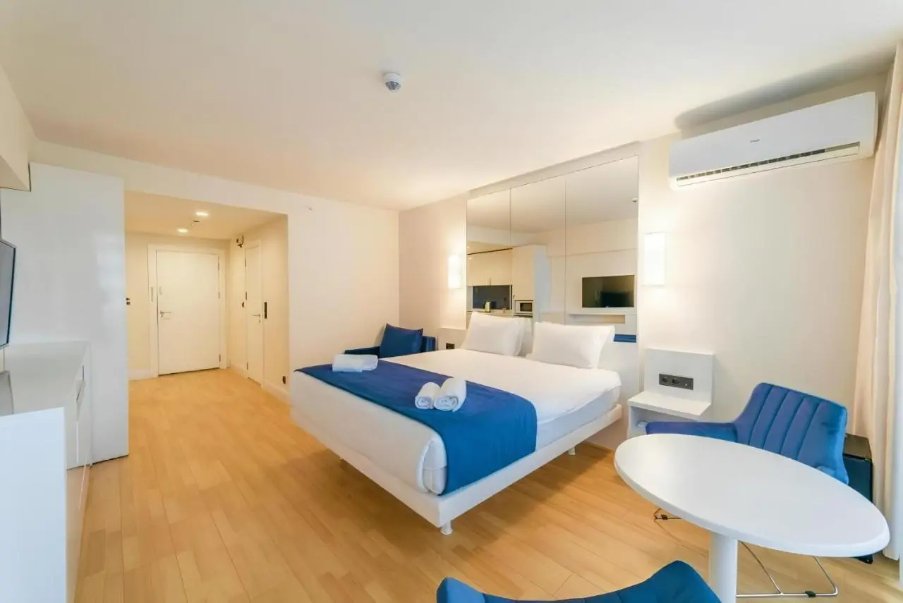 Superior Aparthotel in ORBI city