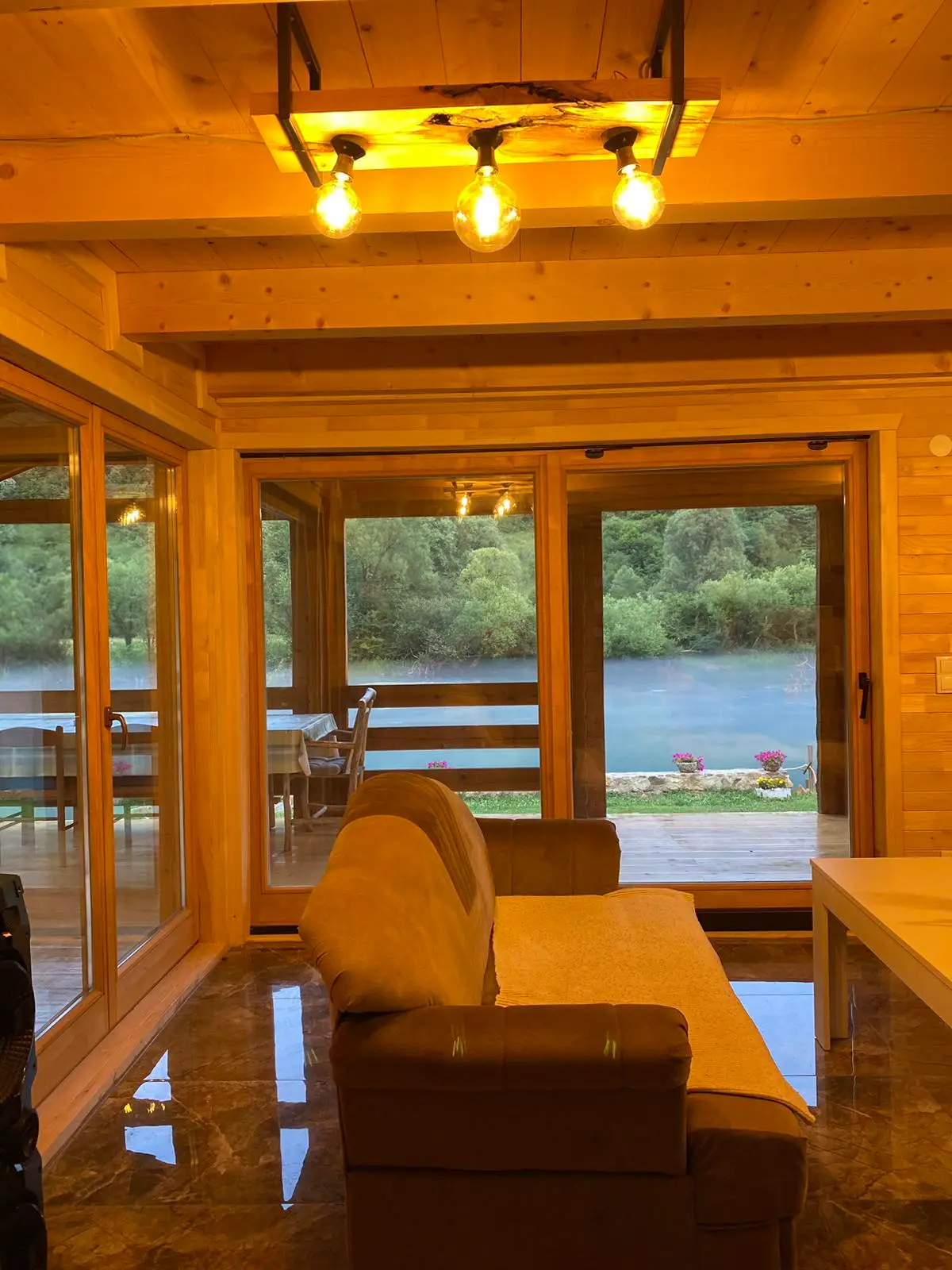 River Cabin "Ana"