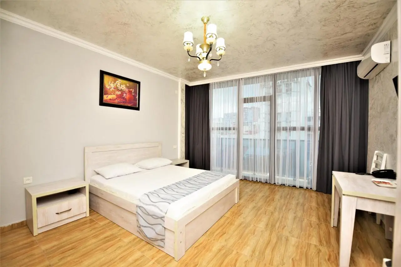Kazbegi Hotel Batumi