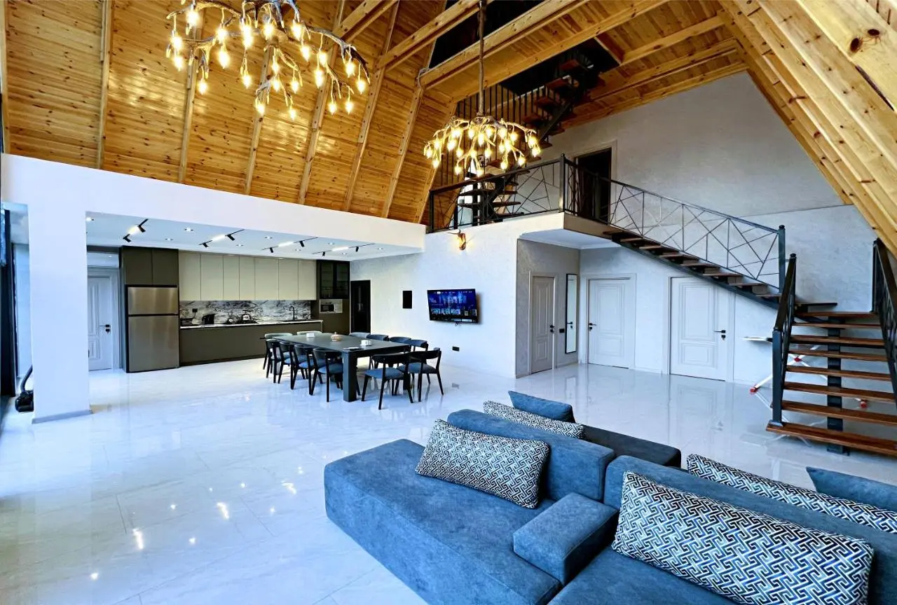 Qafqaz Palm A-Frame Retreat