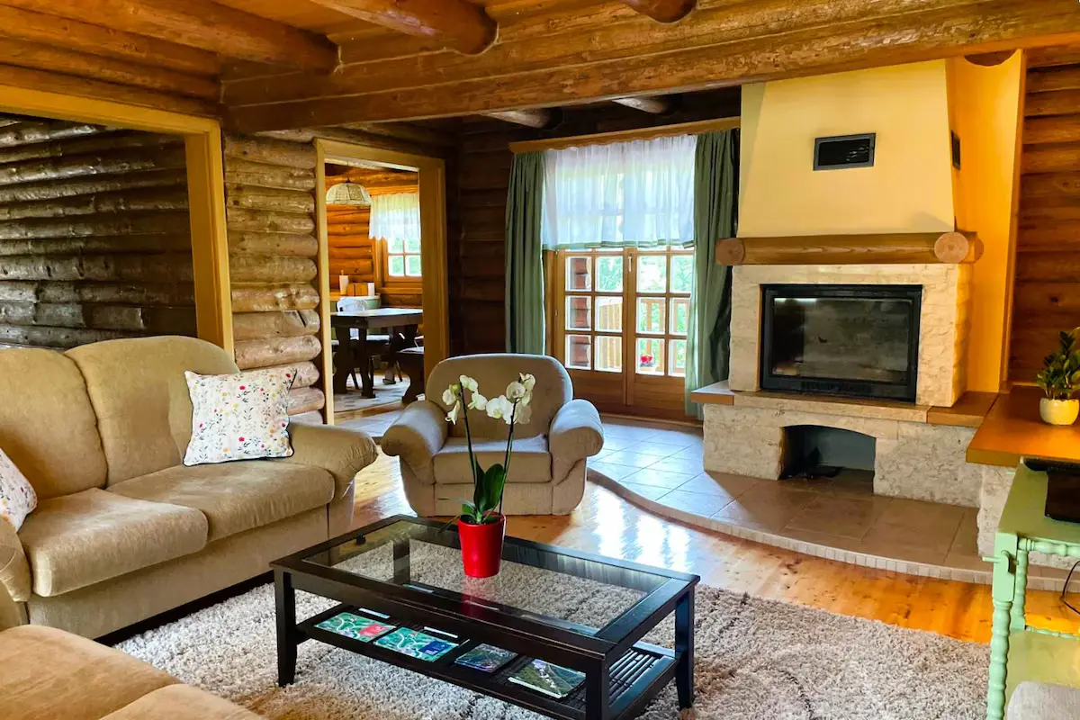 4000m2 Private Riverside Estate