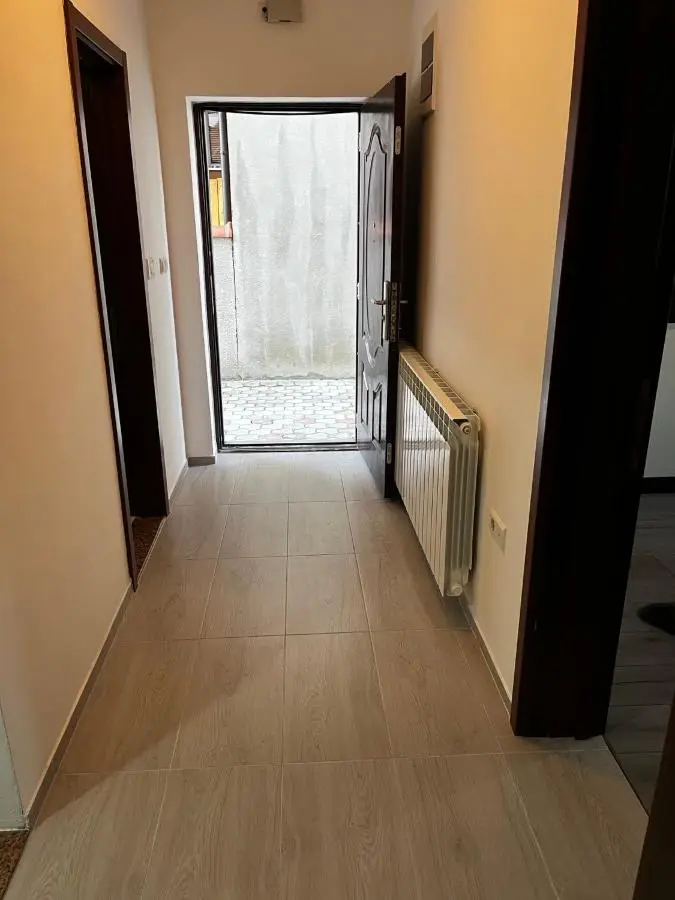 Silver Apartment