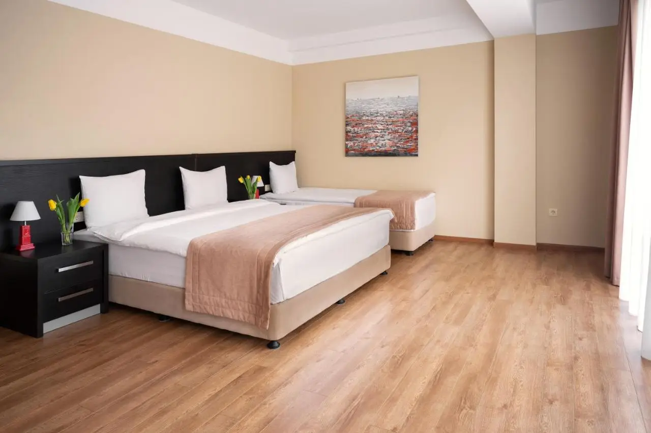 Sephia Hotel