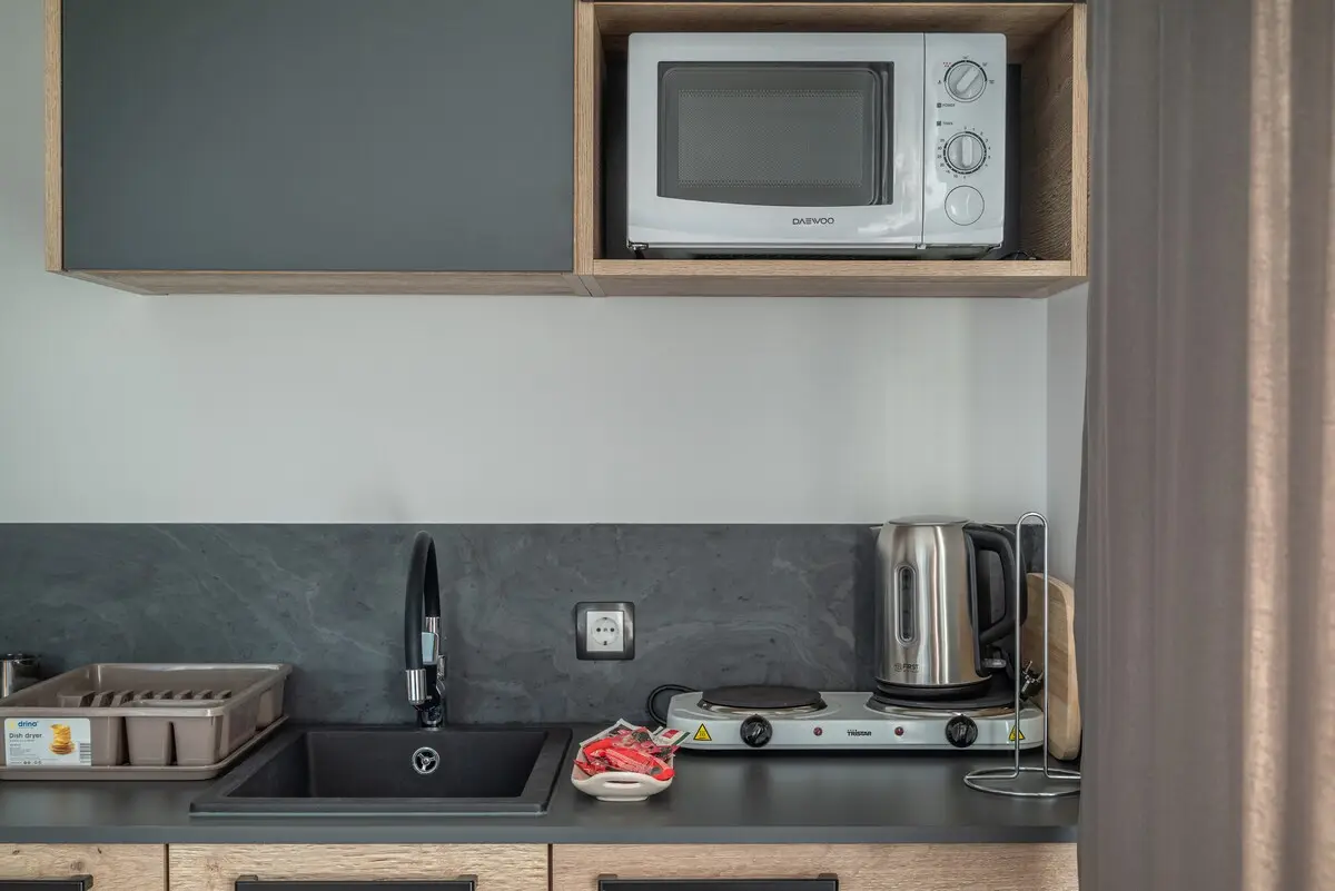 Chic 1BDR Apt - Free Parking