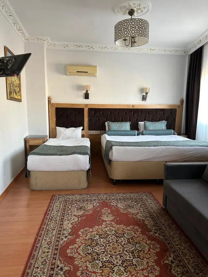 Blue Tuana Hotel Old City