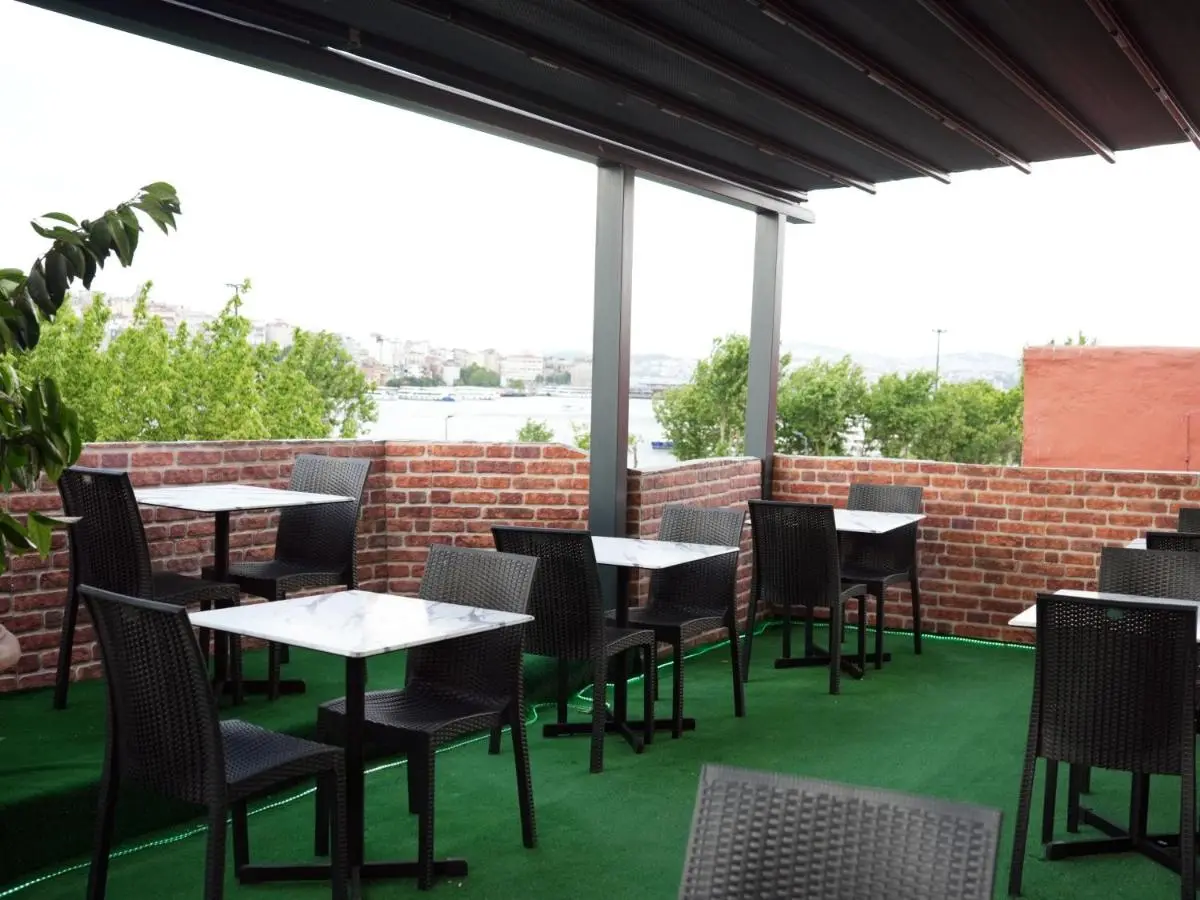 Terrace PEHLİVANLAR Hotel