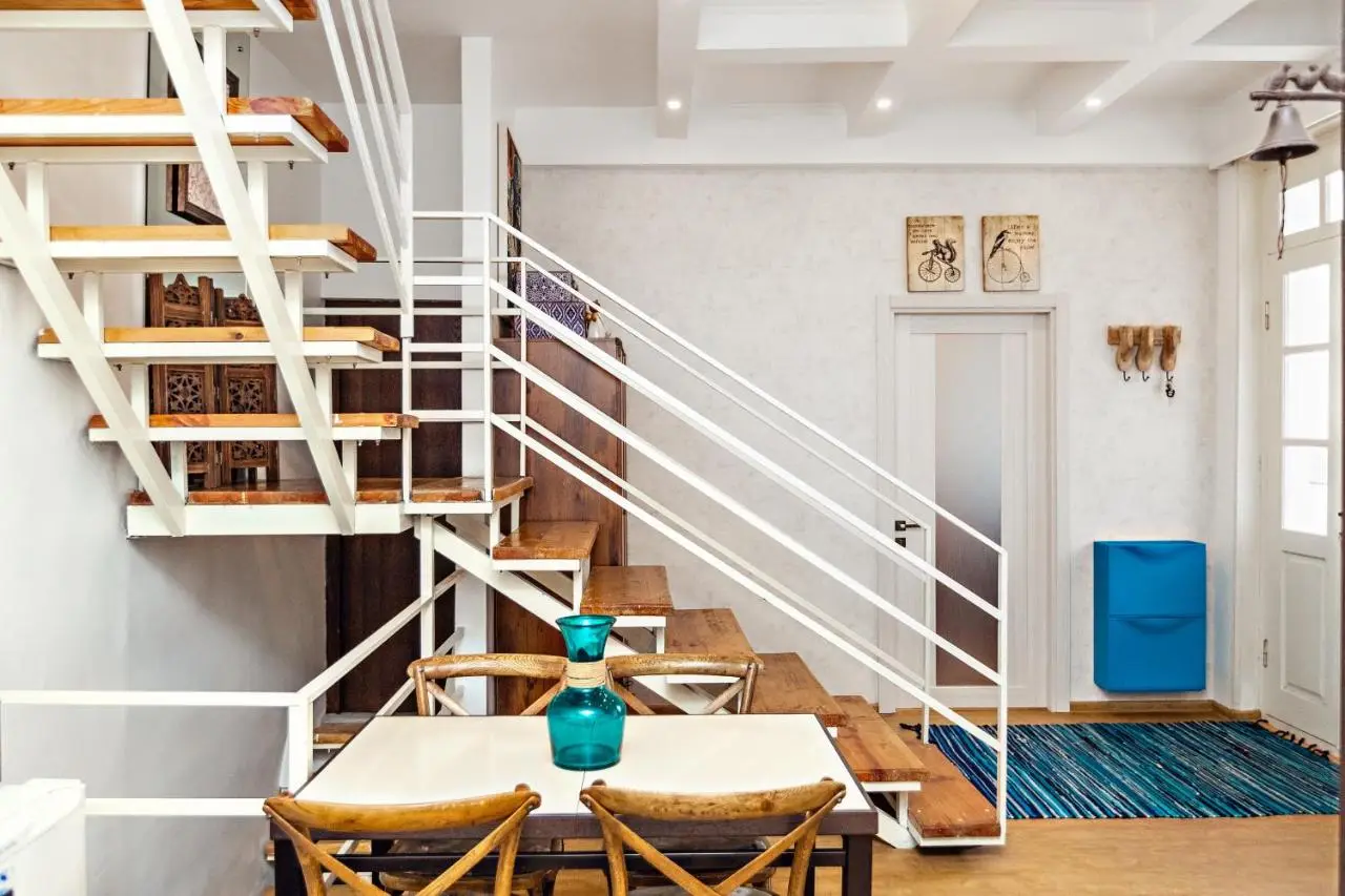 Apartment On Saadi Str Old Tbilisi
