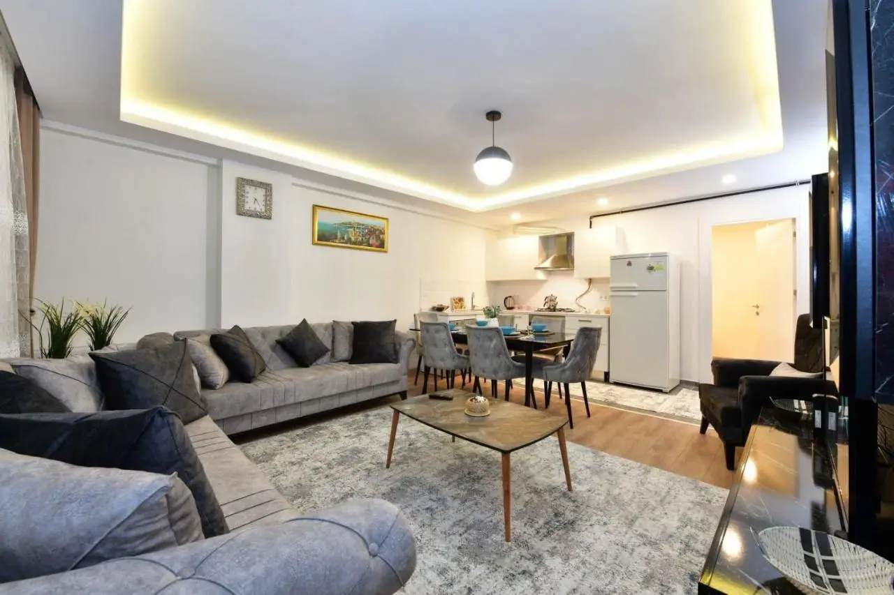 Kardes Apartment