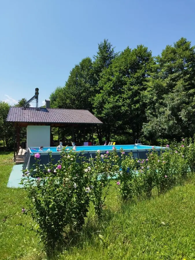 Kuća u šumi - Forest house near National park Una - Air Spa Lohovo