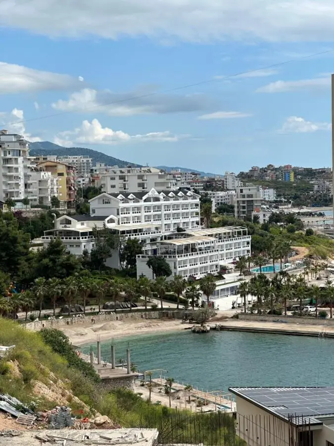 K&T Infinity View Seaside Apartment