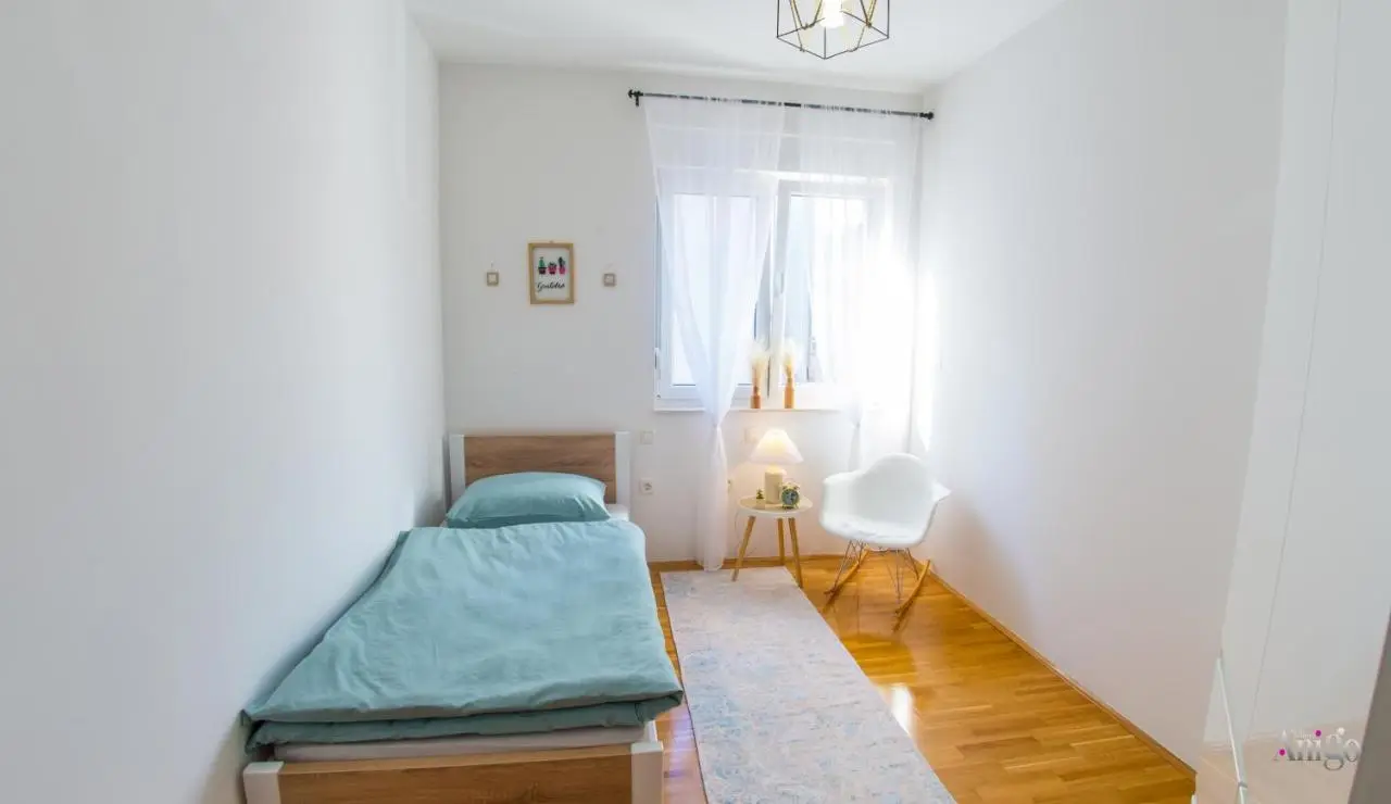 Oasis Luxe Apartment