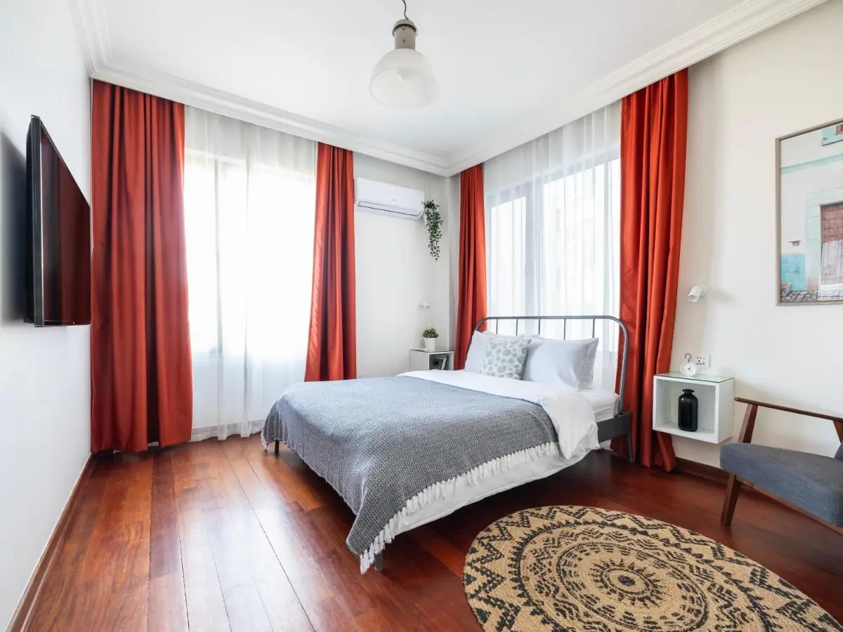 Stay Beyond The Bosphorus #3