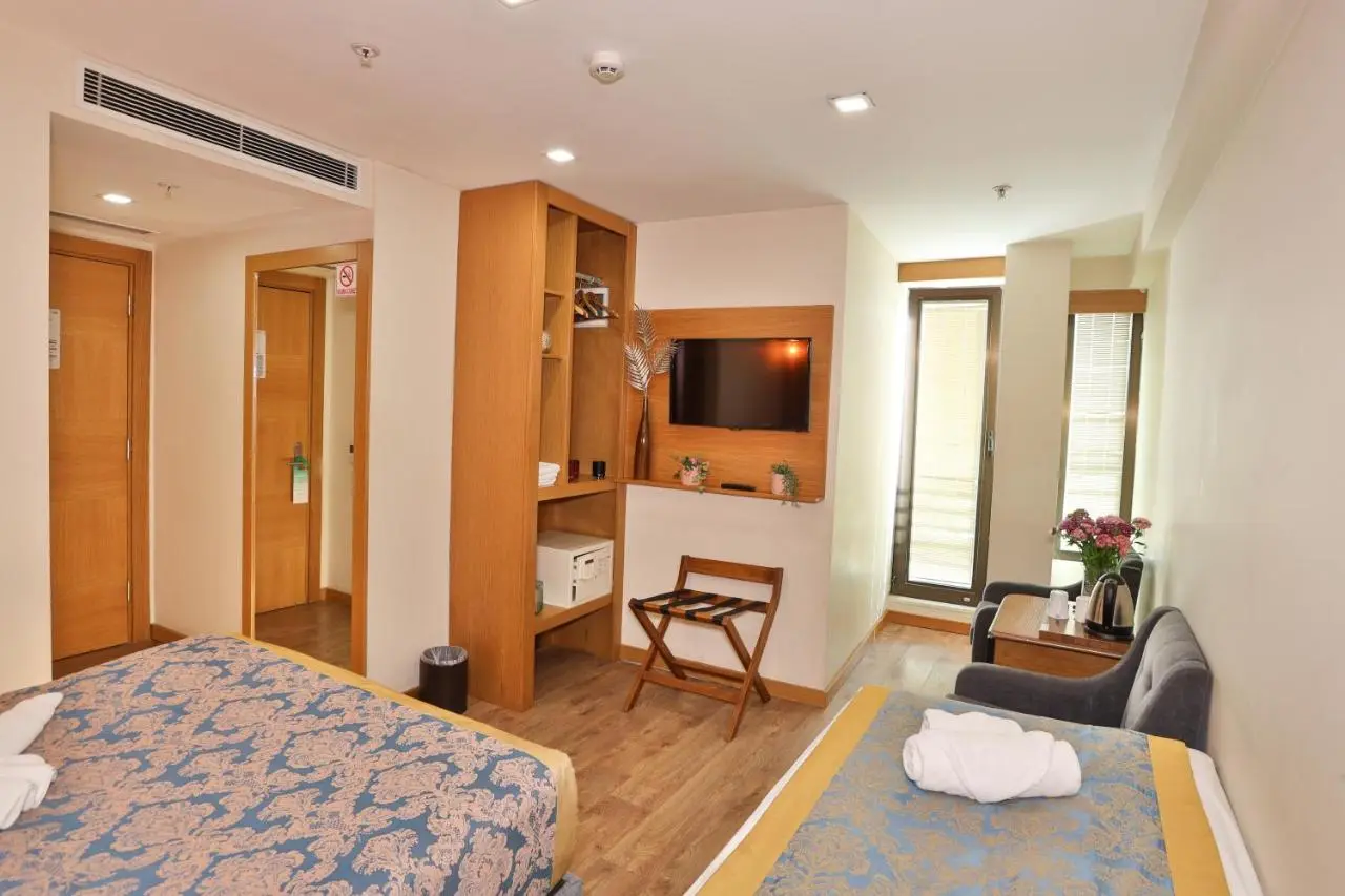 Cumbali Plaza Hotel