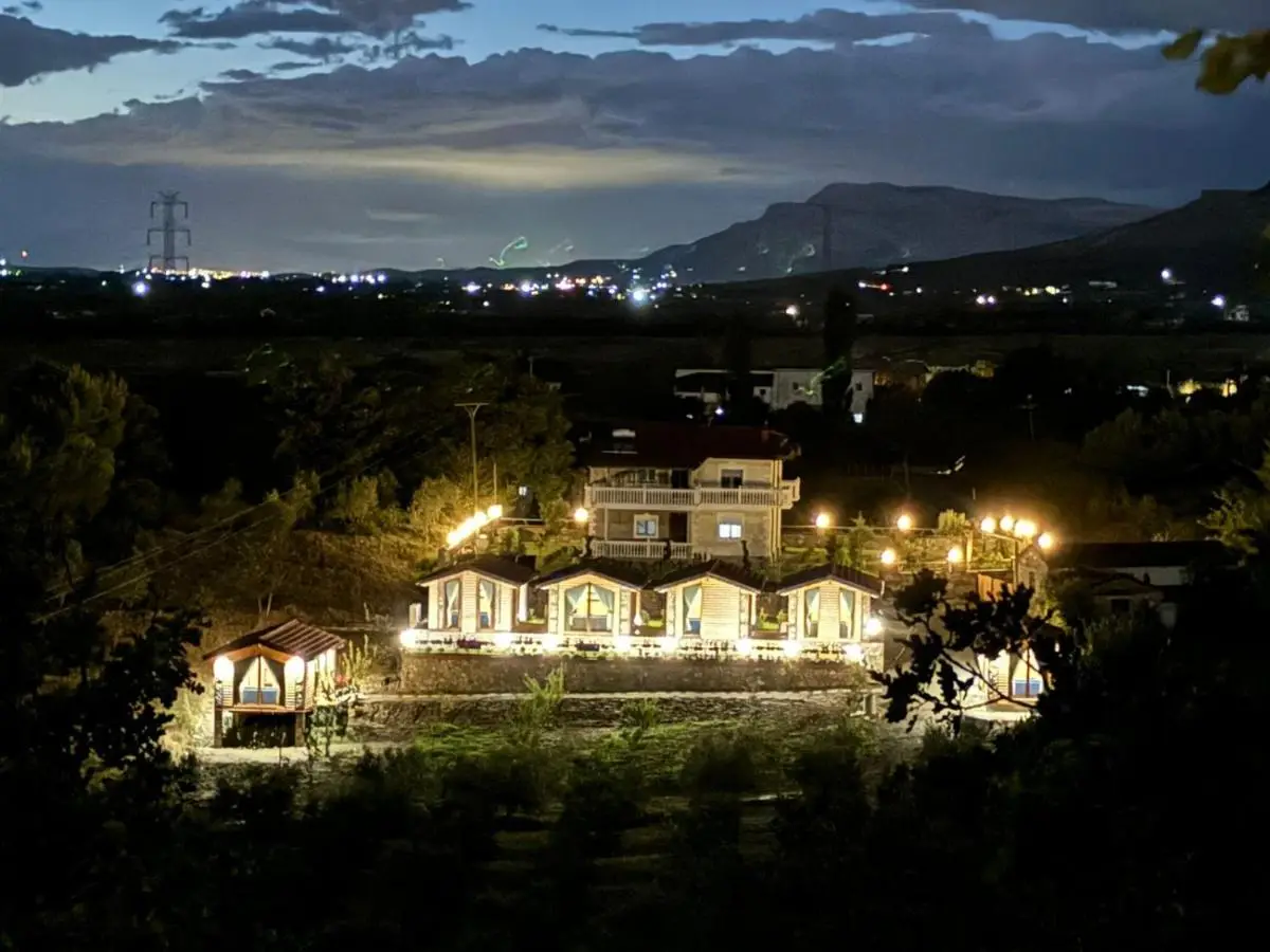 Guest House Si n'shpi tande - Mrizi i Zanave