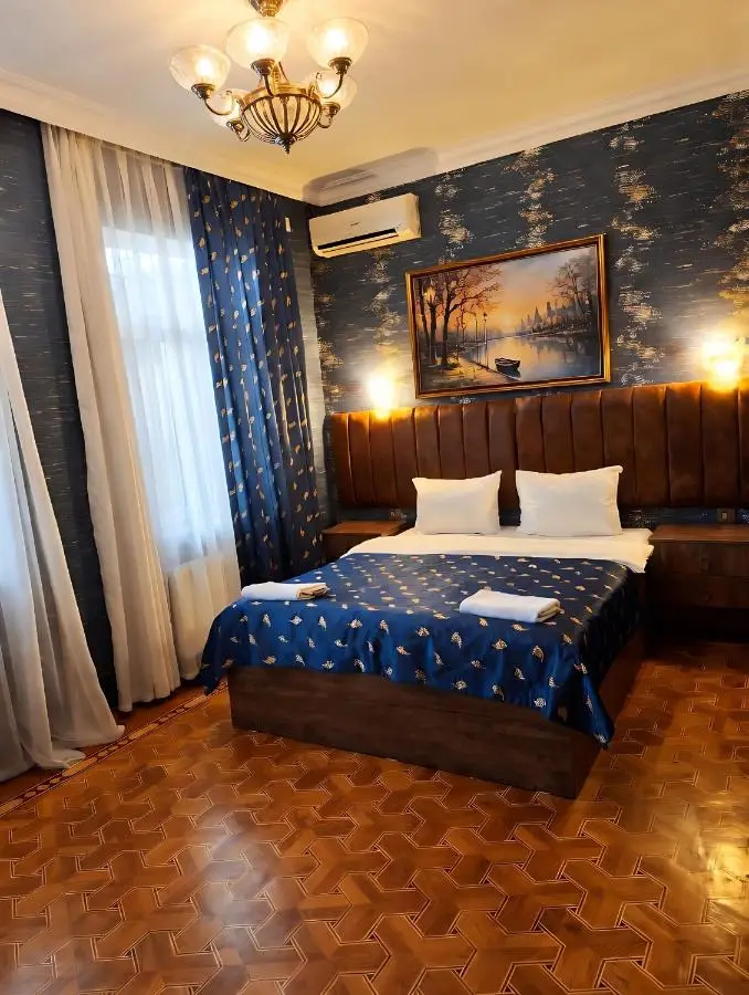 Versailles Boutigue Hotel - Baku, Nizami Street