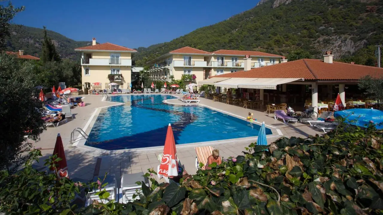 Mavruka Hotel