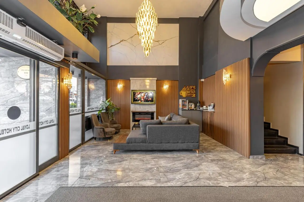 BURSA LOYAL CiTY HOTEL