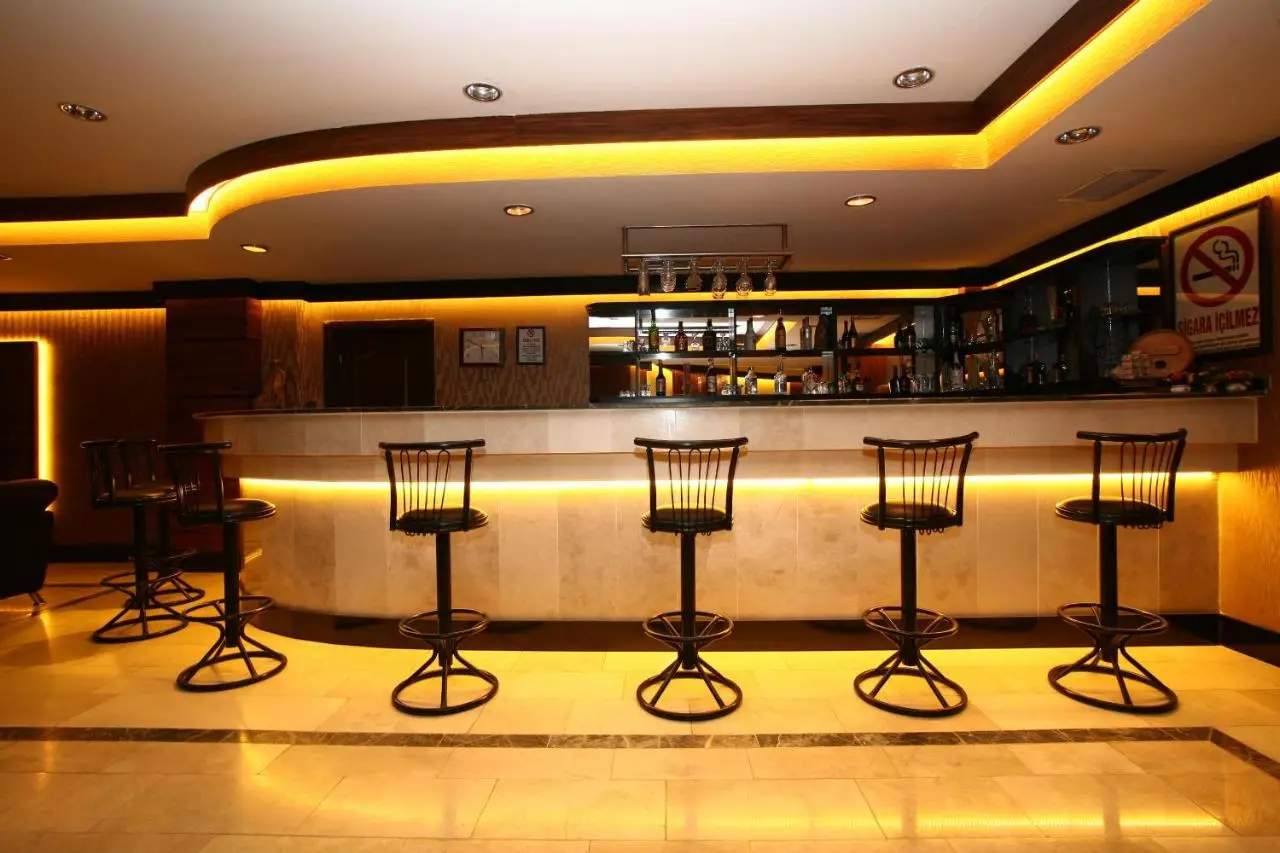 Grand Cali Hotel