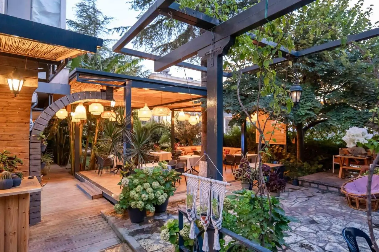 Villa Green Garden