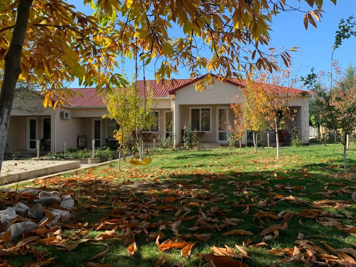 Cozy Family Cottages