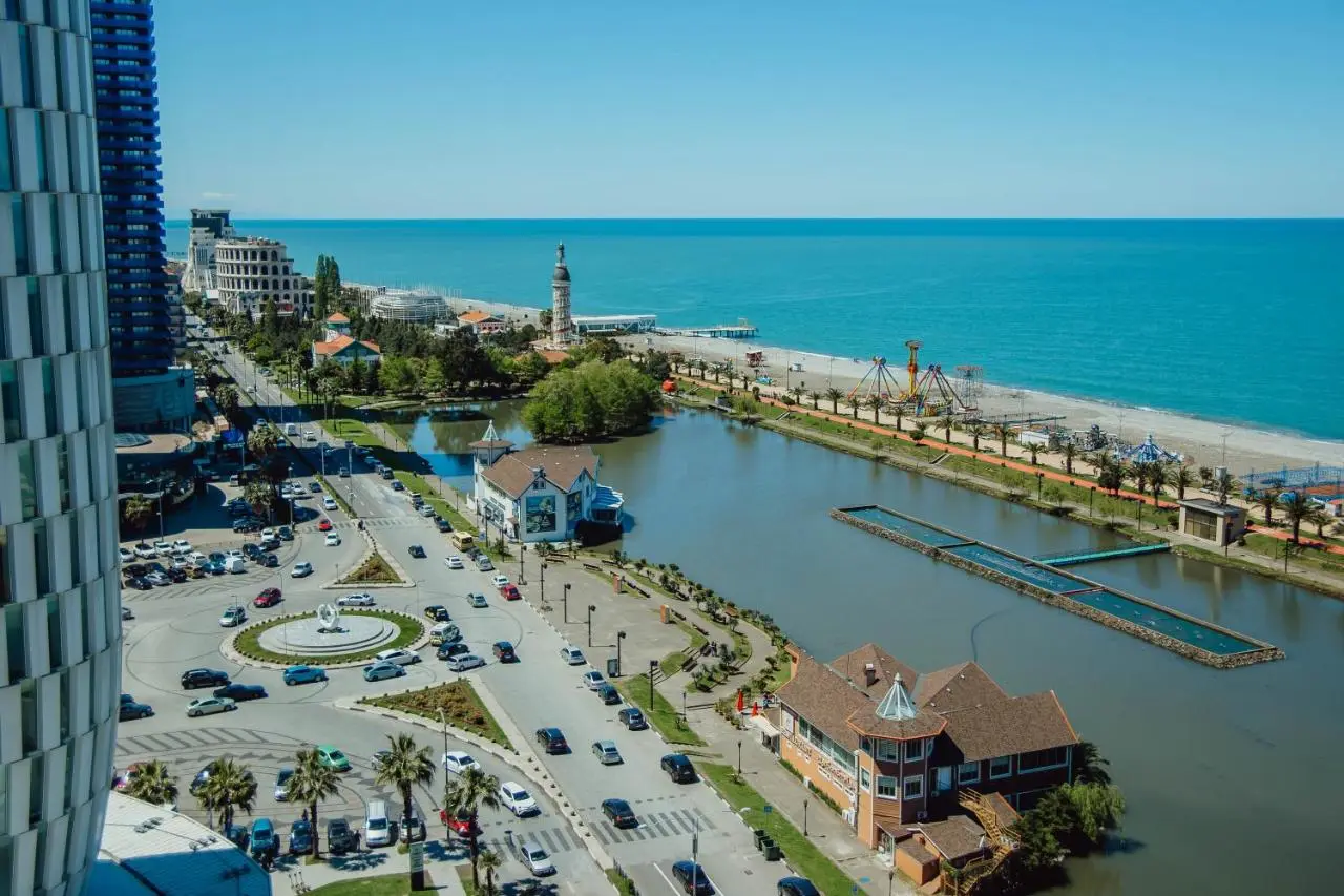 Viva beach Apartments in Alliance palace