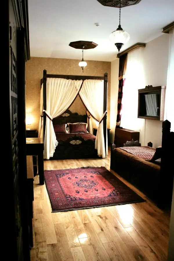 İsa Begov Hamam Hotel