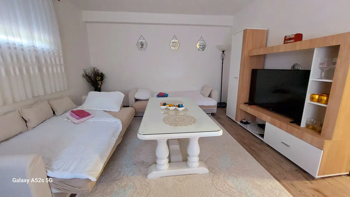 Apartment Aris