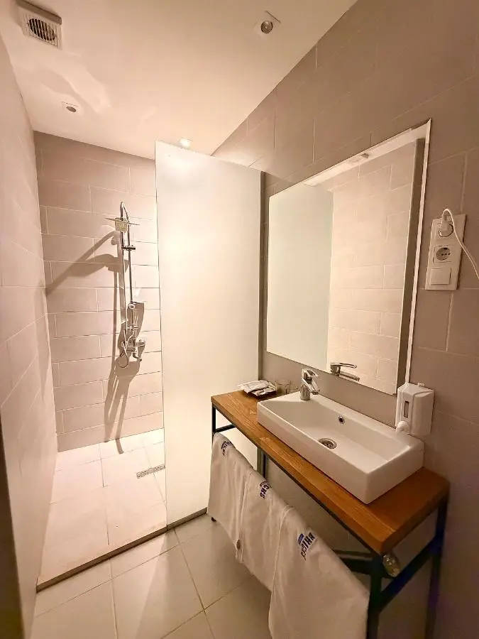 Bricks Hotel