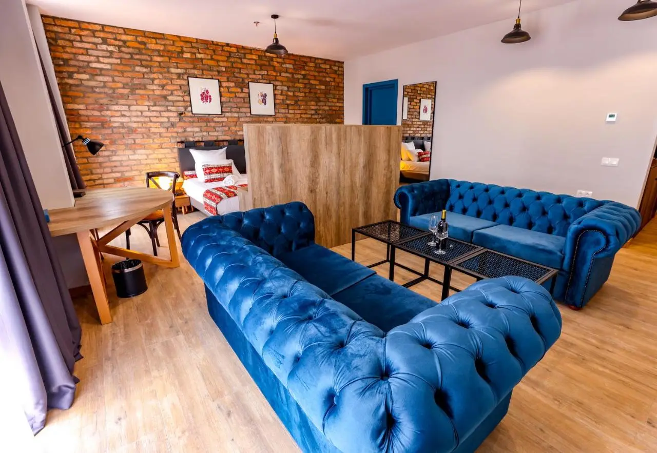 Chateau Artwine