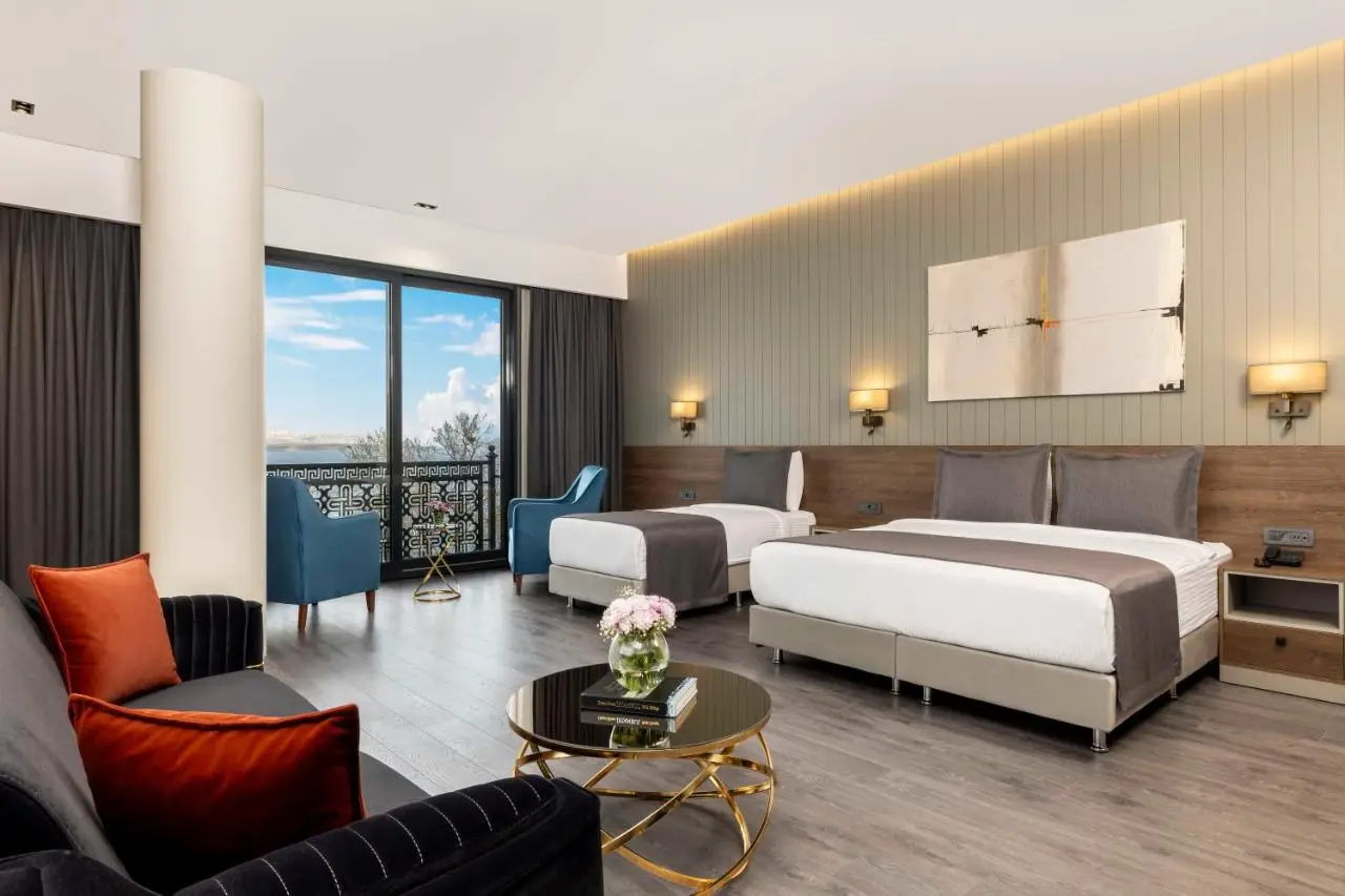 Ezkar Bathonea Art İstanbul
