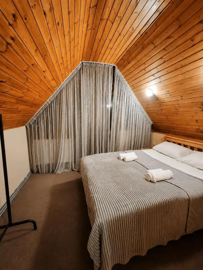 Gergeti wood -hut for 4 people