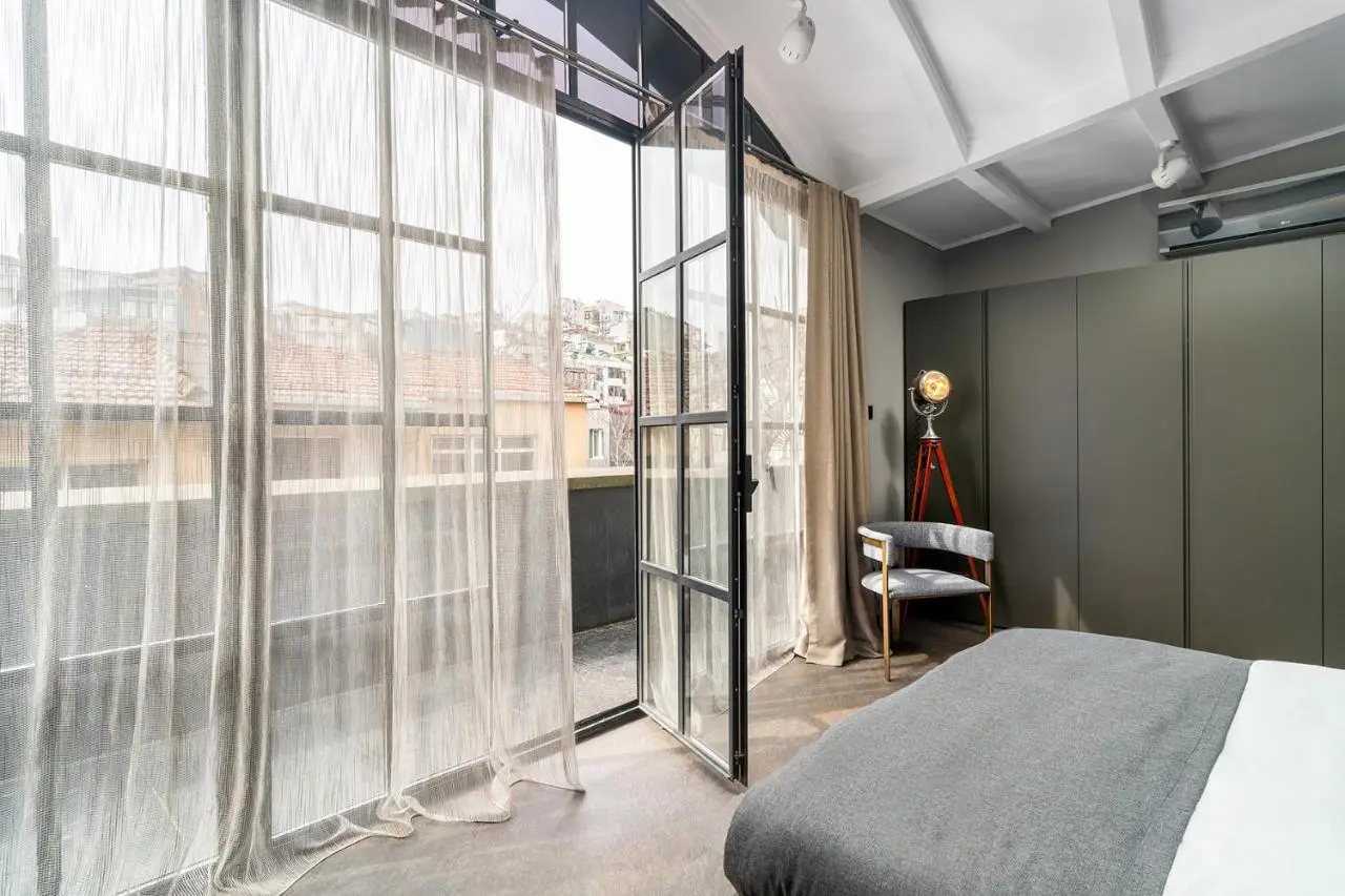 RA Apartments