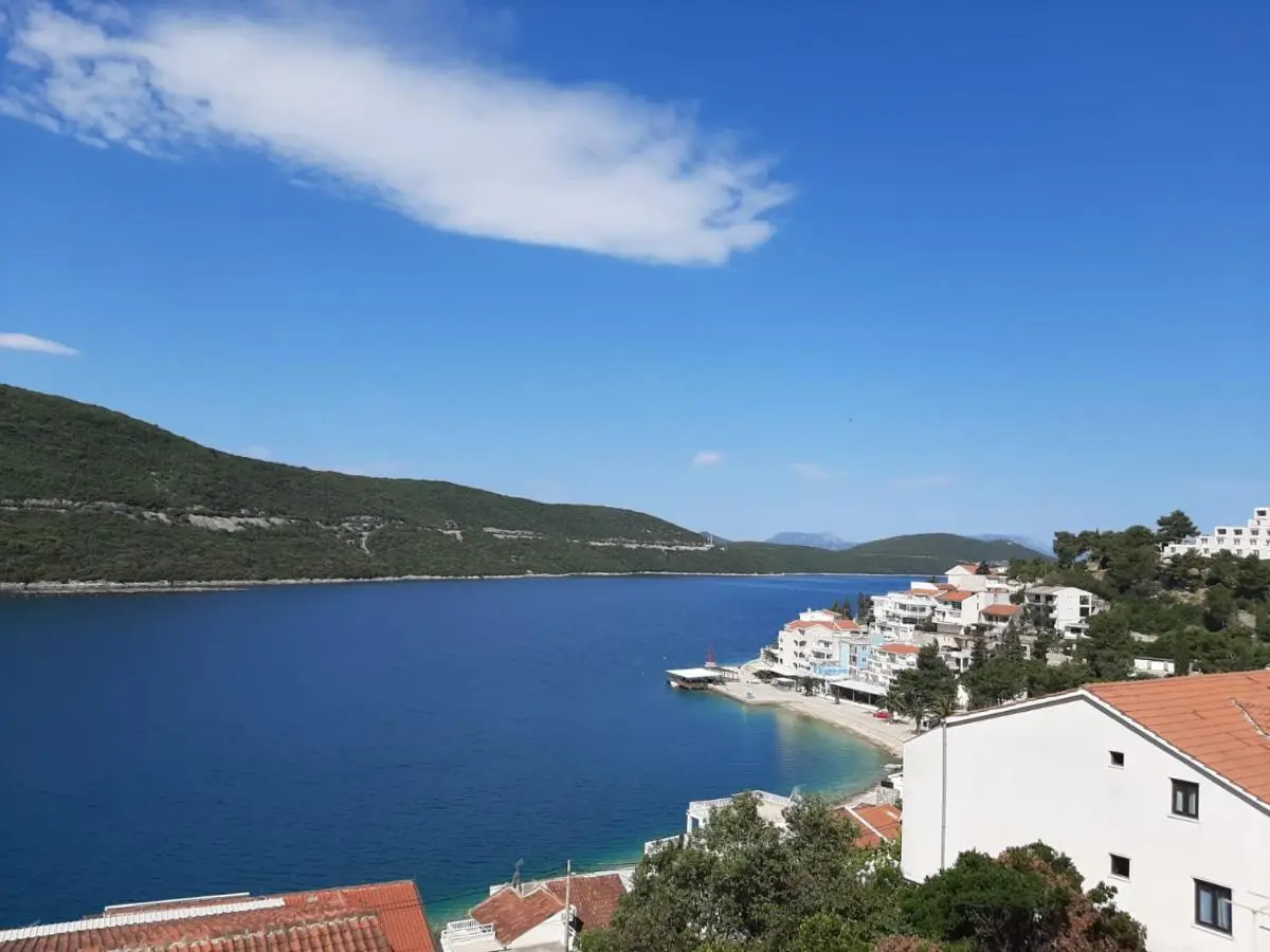 Apartments Njavro Neum