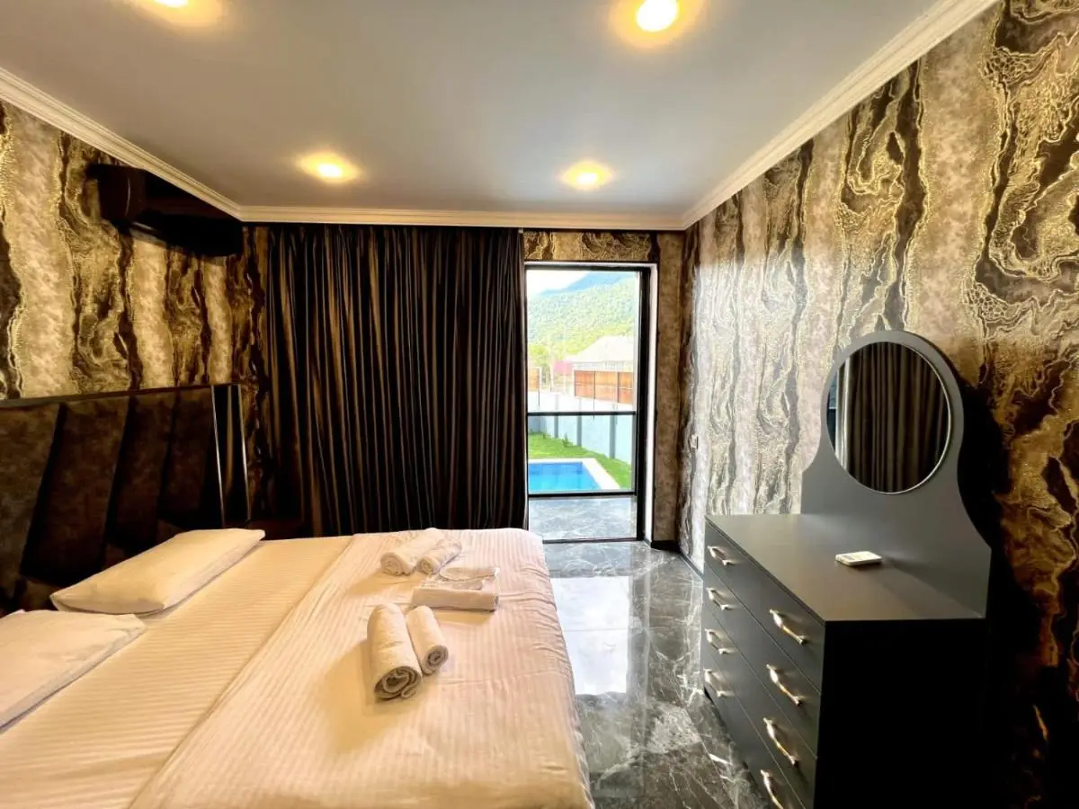 Mountain Nest Challet