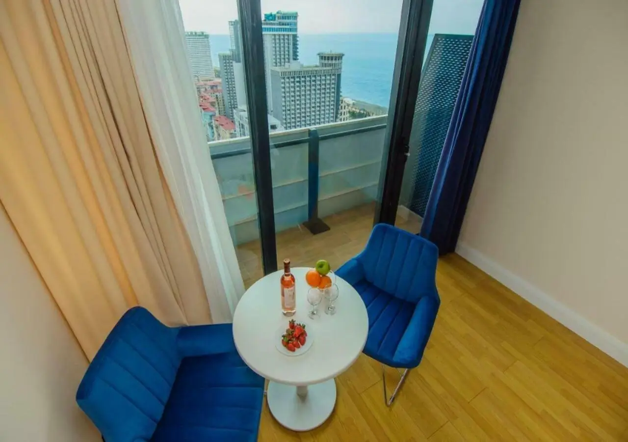 Aparthotel Orbi City sea view