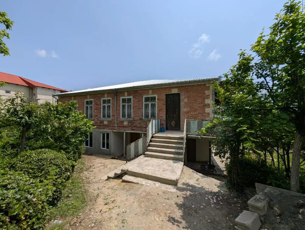 Guest House Roba