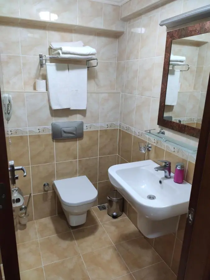 Yuksel Hotel