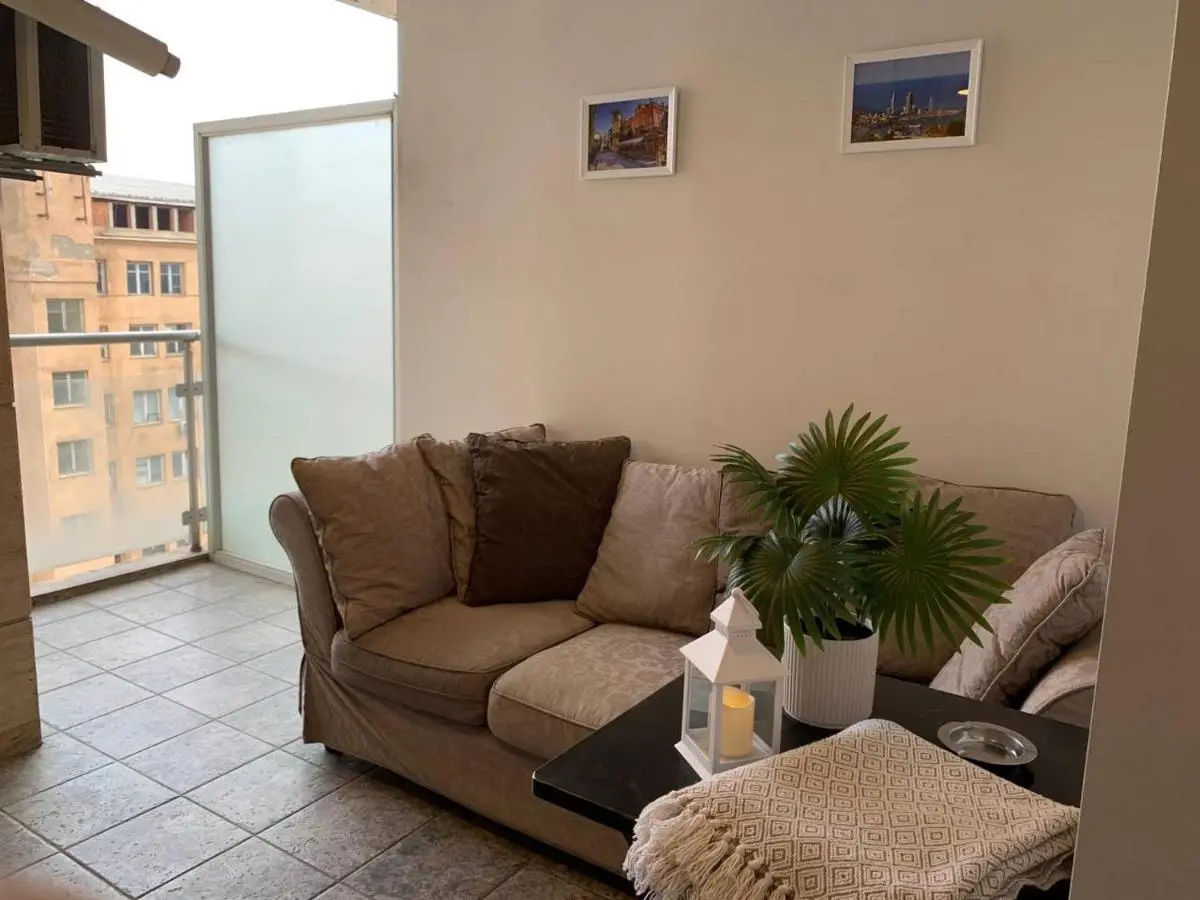 Сozy three-room apartment with 2 separate bedrooms in Old Tbilisi