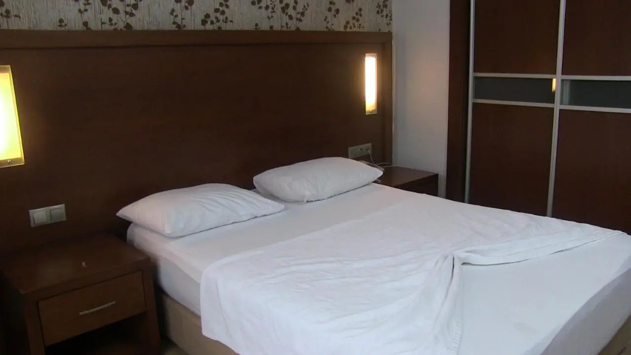 Paluri Otel Hopa