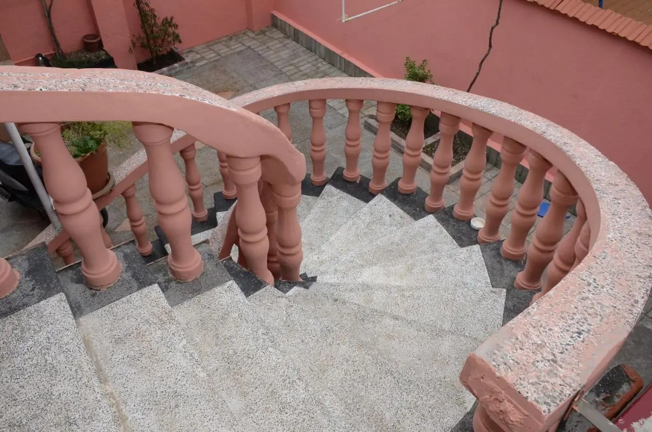 Nana's House